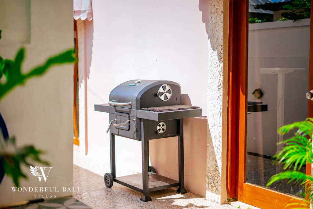 4BR villa for rent in Padonan, Canggu — outdoor bbq grill