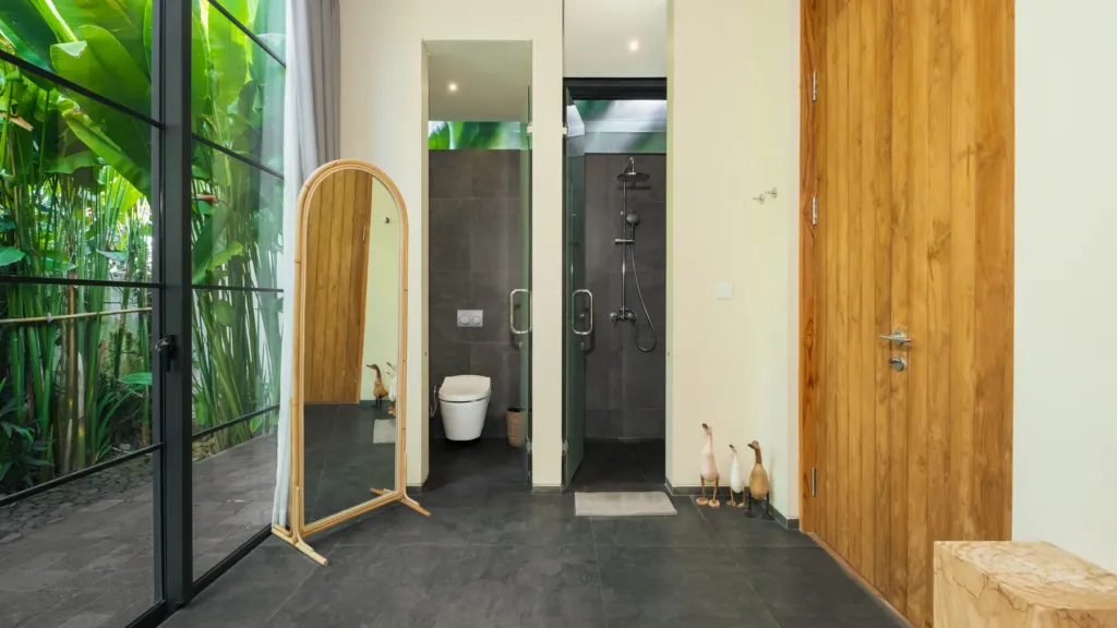 Bedroom four ensuite bathroom at M Villa 318, a 5-bedroom private-pool villa a short walk from Batu Bolong Beach in Canggu, Bali