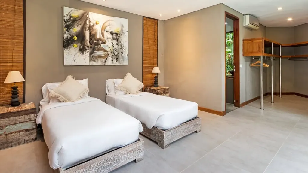 Bedroom 4 at Villa Yoga with two single beds that join into one king