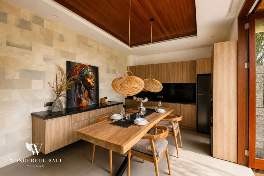 3BR villa for rent in Kedungu — dining, enclosed dining area beside the kitchen