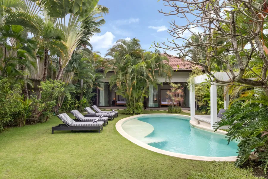 Alice Estate — 4BR Estate of Two Adjacent 2BR Villas with Two Pools in Central Seminyak
