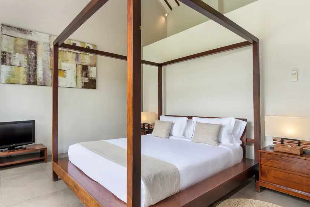 Villa Alice Dua, Seminyak — bedroom, second canopied four-poster king bedroom at Villa Alice Dua