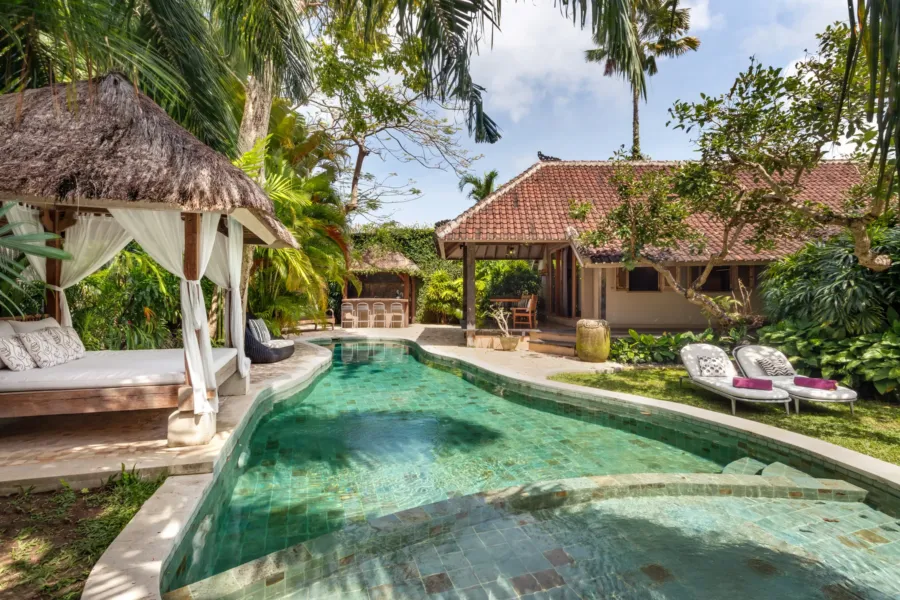 Villa Koyama — 5BR Traditional Balinese Villa with 14m Pool in Seminyak