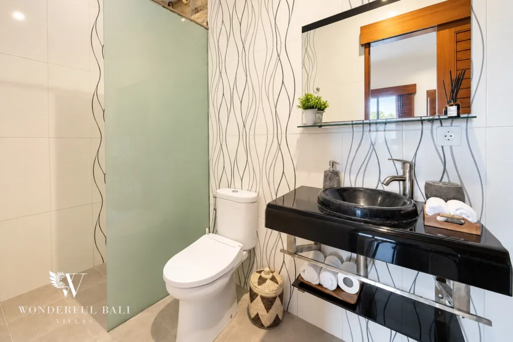 4BR villa for rent in Umalas, Bali — bathroom, en-suite bathroom with a walk-in shower