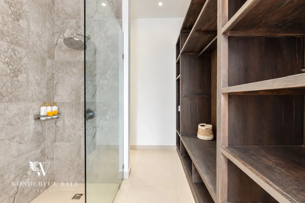 3BR villa in Berawa, Canggu, Bali — bathroom, shower and open shelving in the en-suite