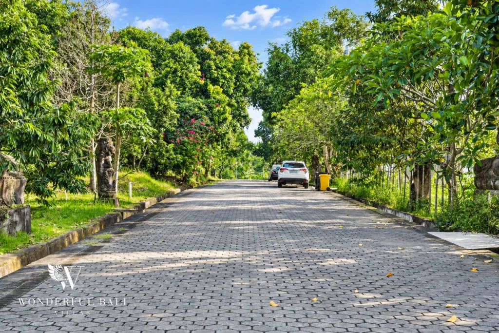 2BR villa for rent in Kaba-Kaba, Bali — exterior, entrance path and carport