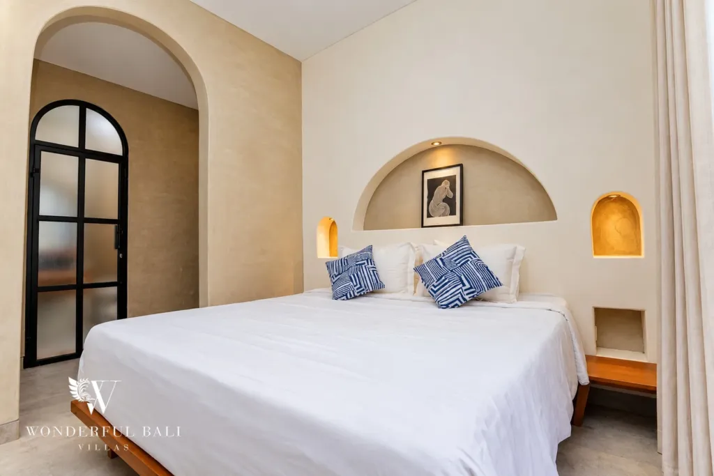 2BR villa for sale in Sanur — bedroom with arched headboard and arched doorway