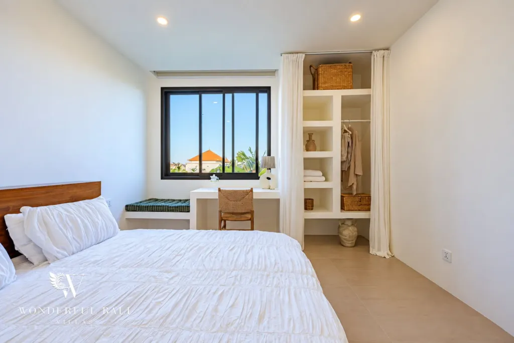 2BR villa for rent in Munggu — bedroom with desk and window seat