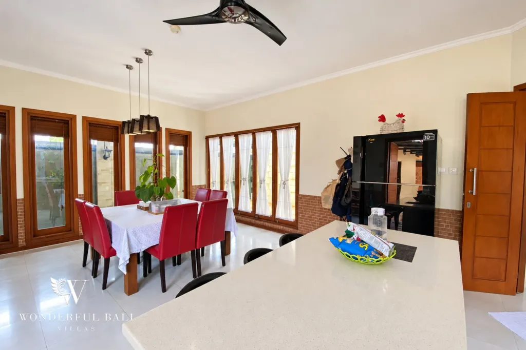 3BR villa for rent in Sanur — dining room seen from the kitchen island