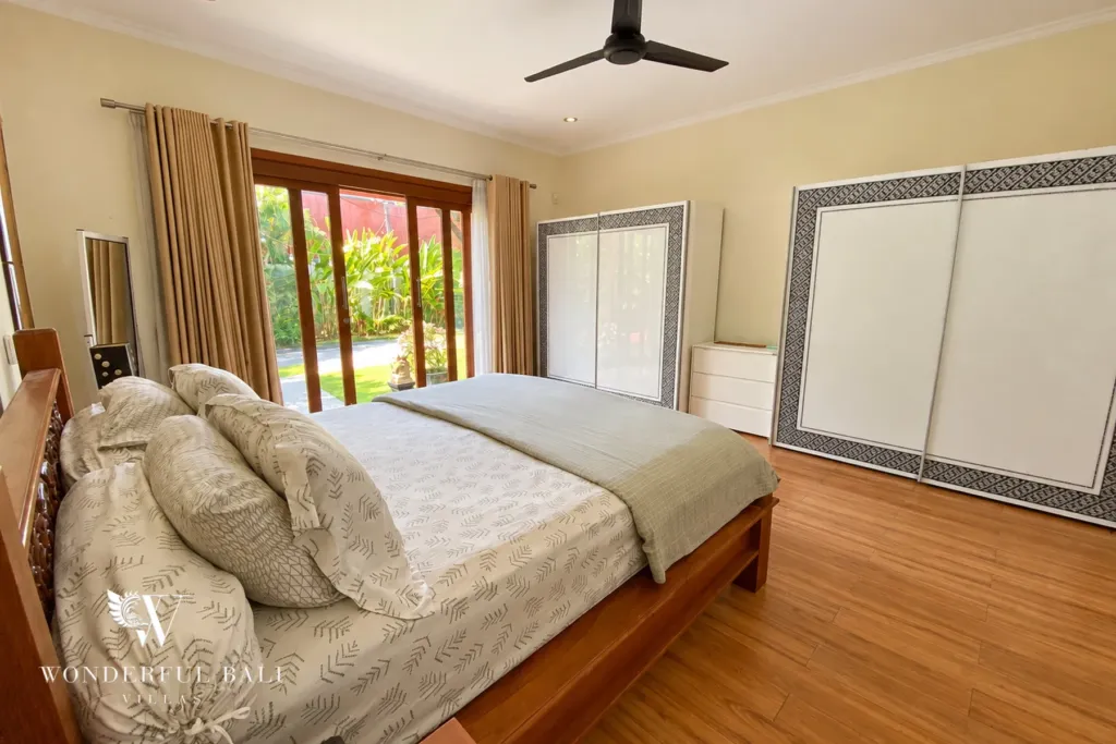 3BR villa for rent in Sanur — bedroom with garden doors