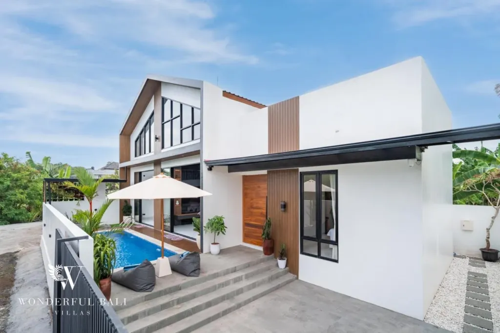 3BR villa for sale in Saba, Gianyar — front of the villa with steps up to the pool terrace