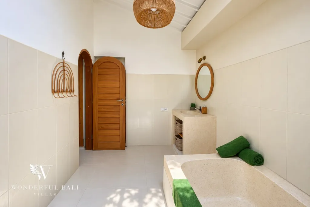 2BR villa Berawa, Canggu — bathroom interior