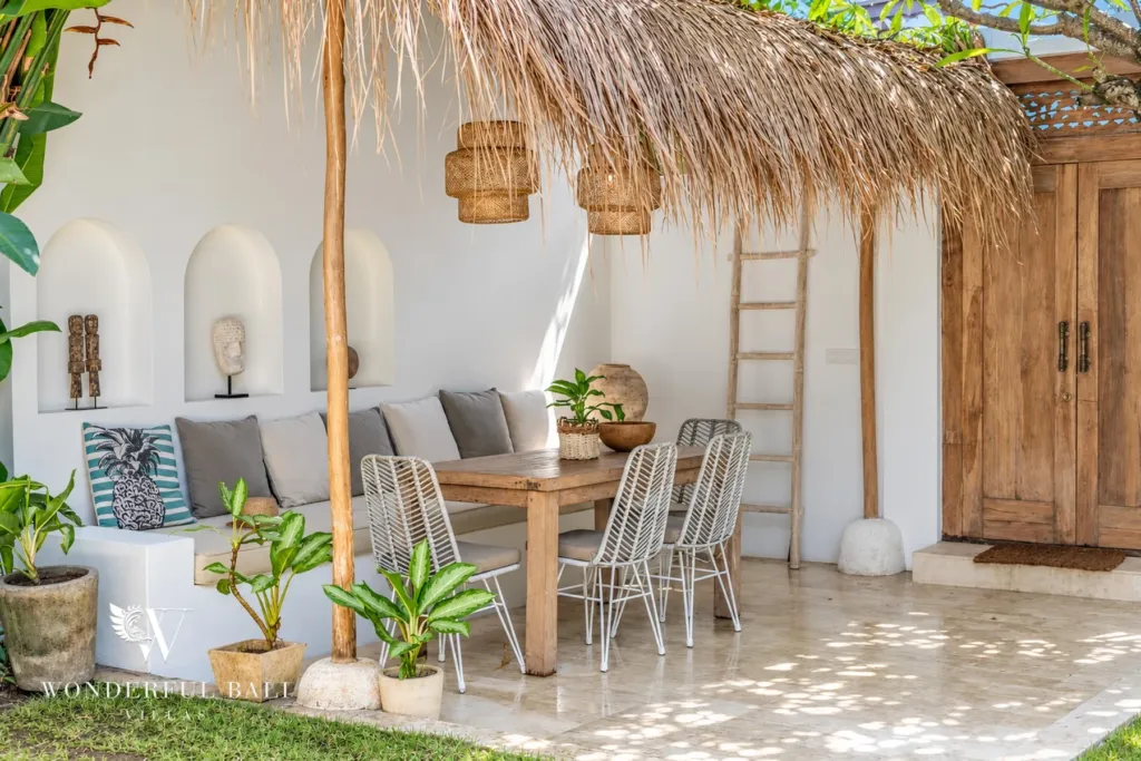 2BR villa Berawa, Canggu — outdoor pavilion details