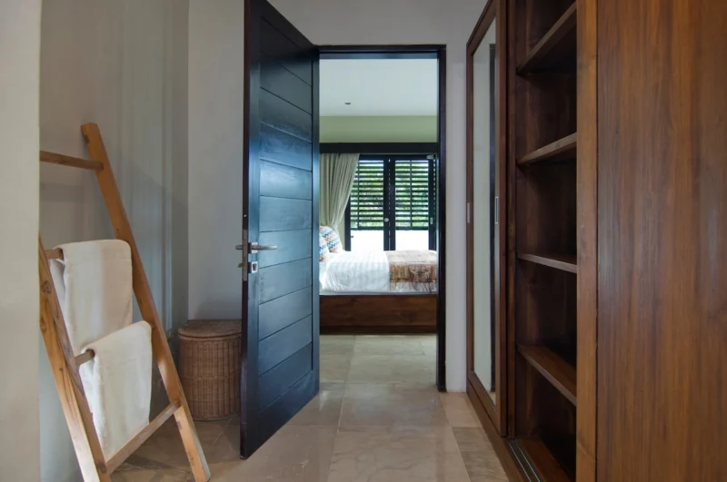 En-Suite bathroom with wardrobe leaves you all the space in your bedroom.